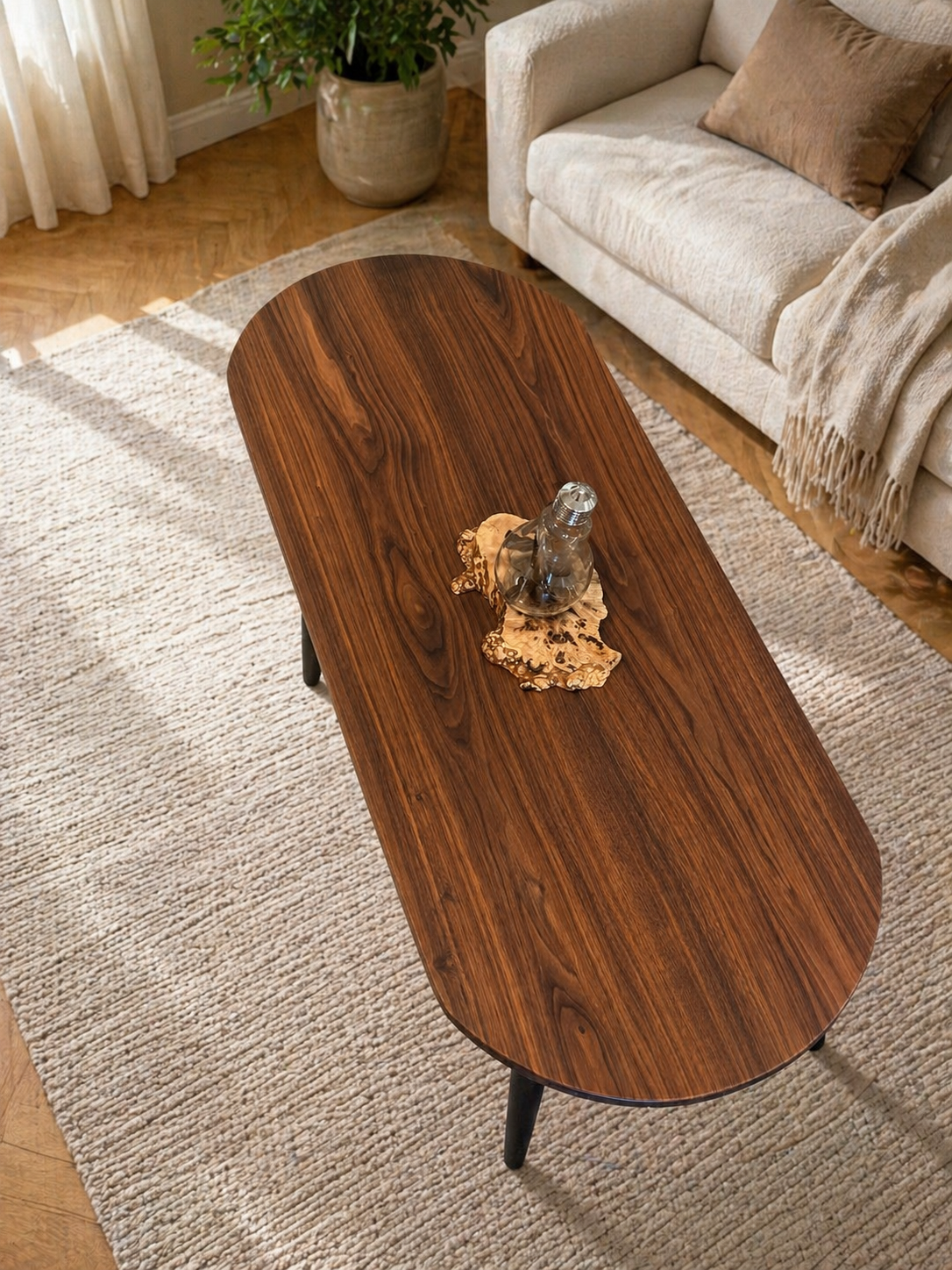 diivanilaud ameerika pähklist