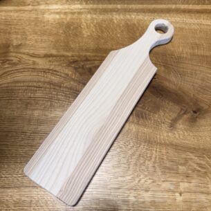 elegantne serveerimislaud käepidemega